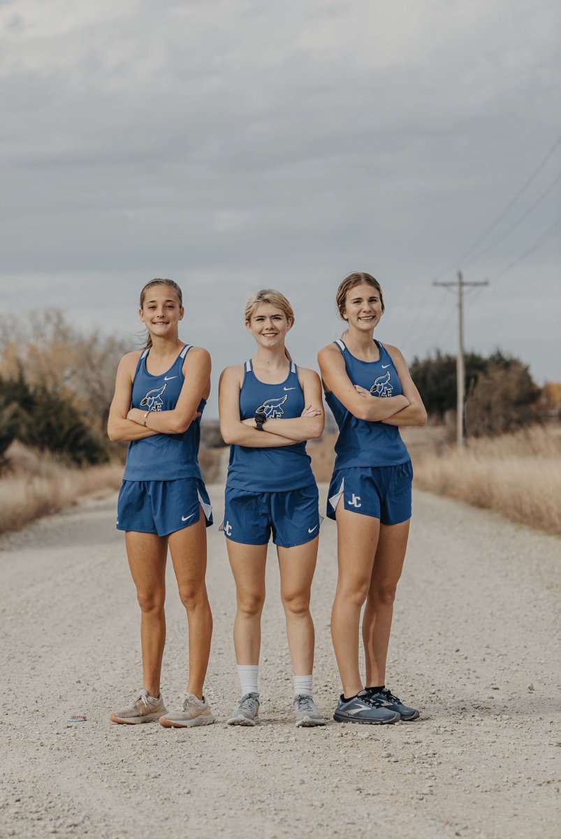 🗣Girls Results State Meet🗣

LORNA RAE PIERCE 1️⃣7️⃣th Place
⏰19:38
🏅ALL STATE🏅

BRYNNA YORK 3️⃣7️⃣th Place
⏰20:33

REAGAN MCGUIRE 3️⃣8️⃣th Place
⏰20:36

#SuitAndTie