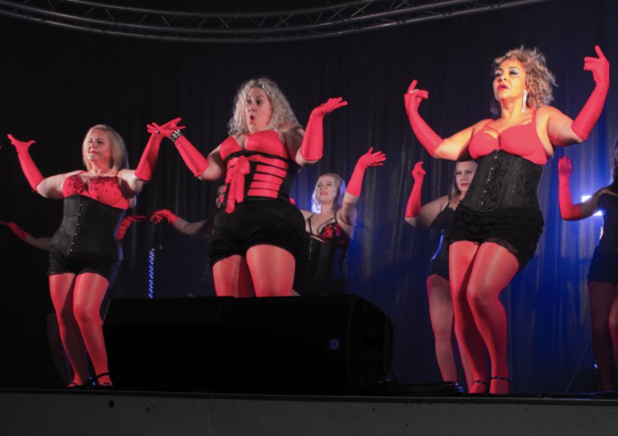 BurlesqueSo's tweet photo. Last weekend’s performance 👠 https://t.co/UXK4lRkolY