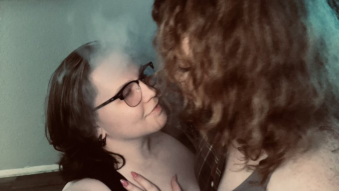 Hello LabiaLovers!!!!💜  Happy Halloween!!!🎃 Don&rsquo;t miss out on these Spooky deals👻 https://t.co/f2K2Y<a href="/tag/snowfall"class="tags"><span>#snowfall</span></a><a href="/tag/opal"class="tags"><span>#opal</span></a><a href="/tag/labialovers"class="tags"><span>#labialovers</span></a><a href="/tag/clapperlive"class="tags"><span>#clapperlive</span></a>