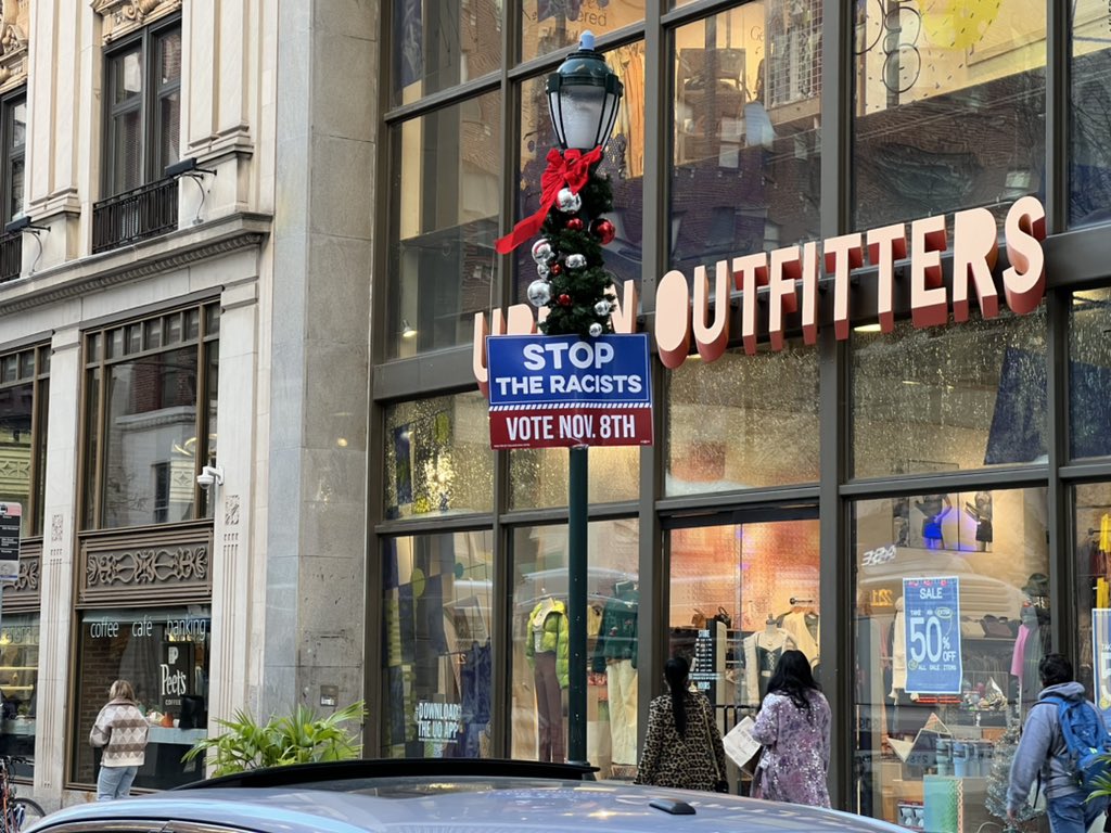StreetsDept's tweet photo. What does everybody think about this last minute voter messaging on Walnut Street? https://t.co/t45wRKGucl
