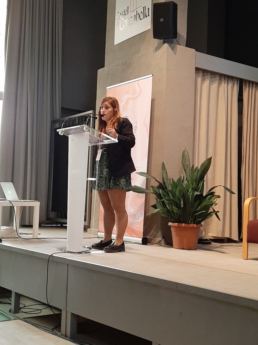 Jornada: "Política amb veu de dona"
Gràcies <a href="/helenams9/">Helena Mtz. Siurana 🎗️💜</a> per fer-ho possible!!💜💜😍😍
<a href="/DiputacioLleida/">Diputació de Lleida</a>
#compartintexperiències
#creantxarxa
#referent
#lideratge