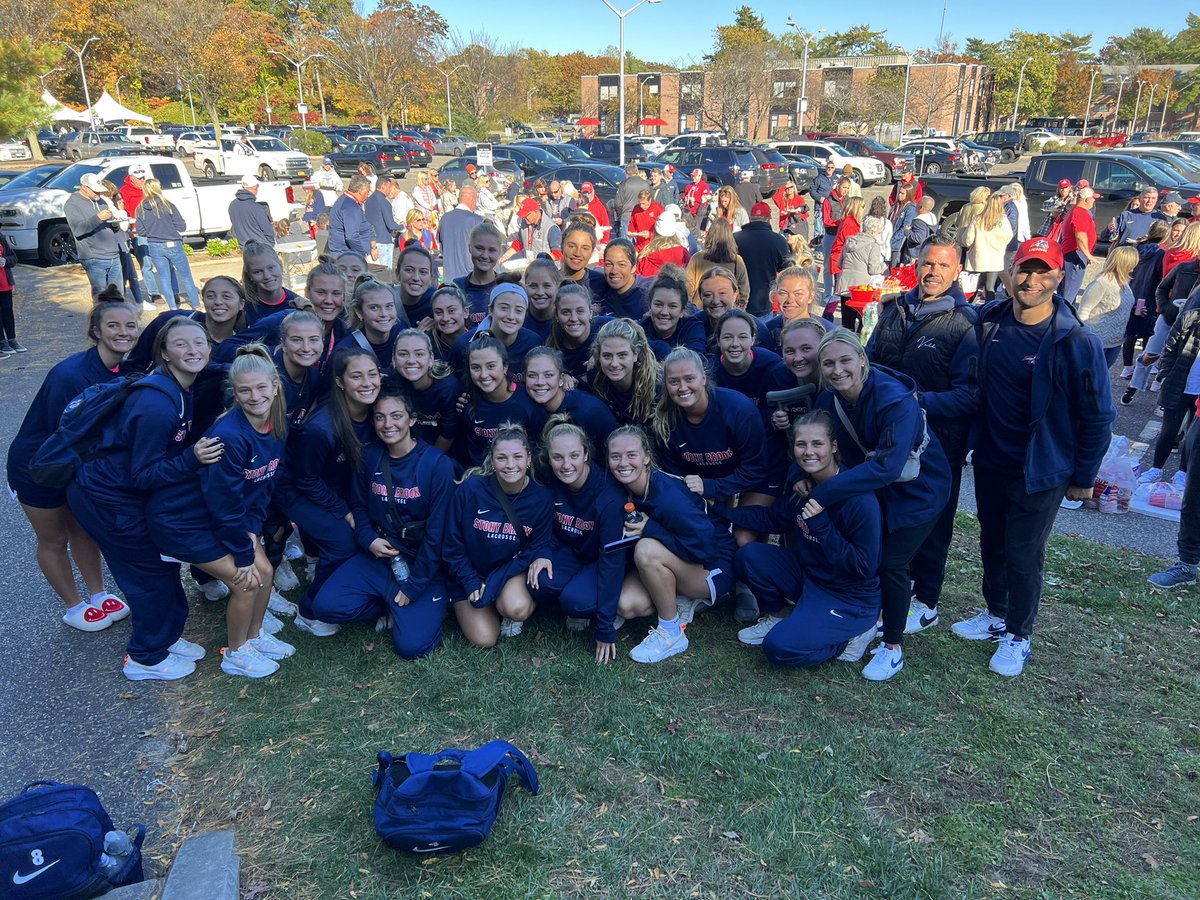Fall Ball Finale! Big thanks to our incredible <a href="/StonyBrookWLAX/">Stony Brook Women's Lacrosse</a> Fans turning out Big Time to see the 2023 version! Proud of this group. Sky’s the Limit 🎯