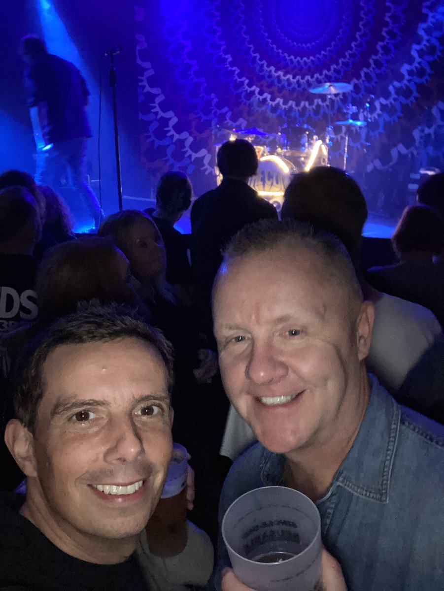 Gotta love a bit of Showbiz <a href="/Nath_Brudenell/">Nath Brudenell</a> <a href="/CUDband/">CUD</a>
