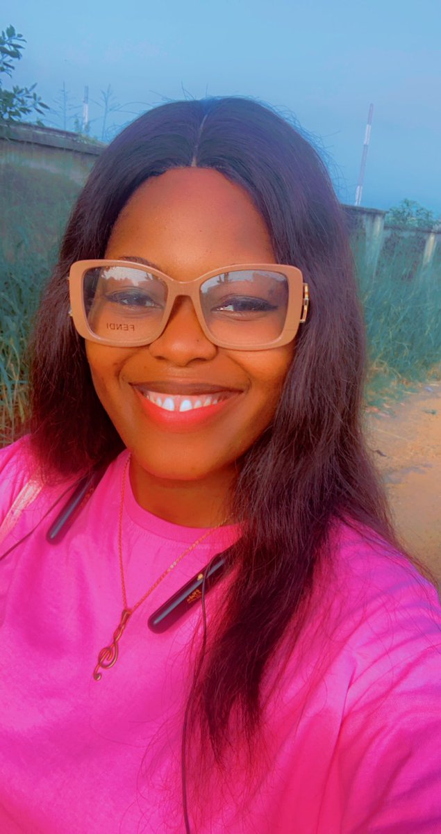 Prudy_emi's tweet photo. Pink day💖 https://t.co/yL6Asu1lXp