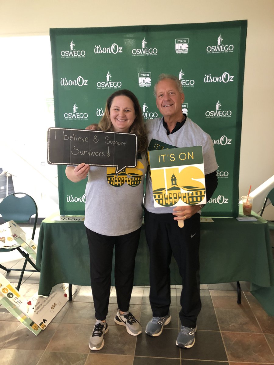 gosek_edward's tweet image. Oswego Men’s Hockey doing their part to make for a stronger community. #itsonus
.
@OswegoMHockey @WendySMcManus