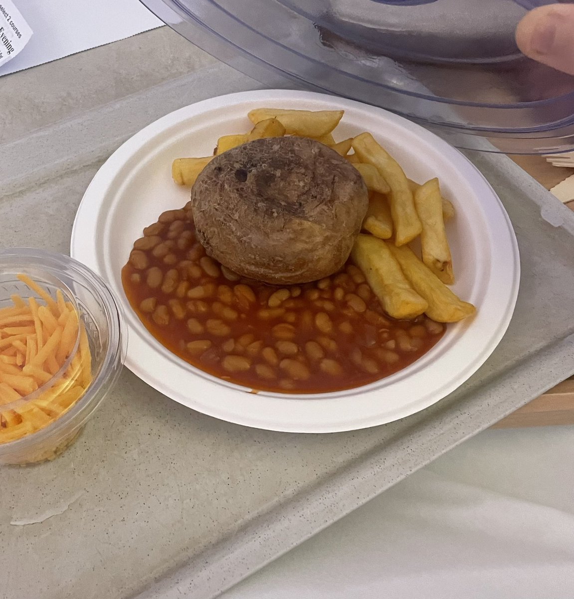 Visited quite unwell cousin in hospital. This was her supper. How does anyone come out alive? #NHS