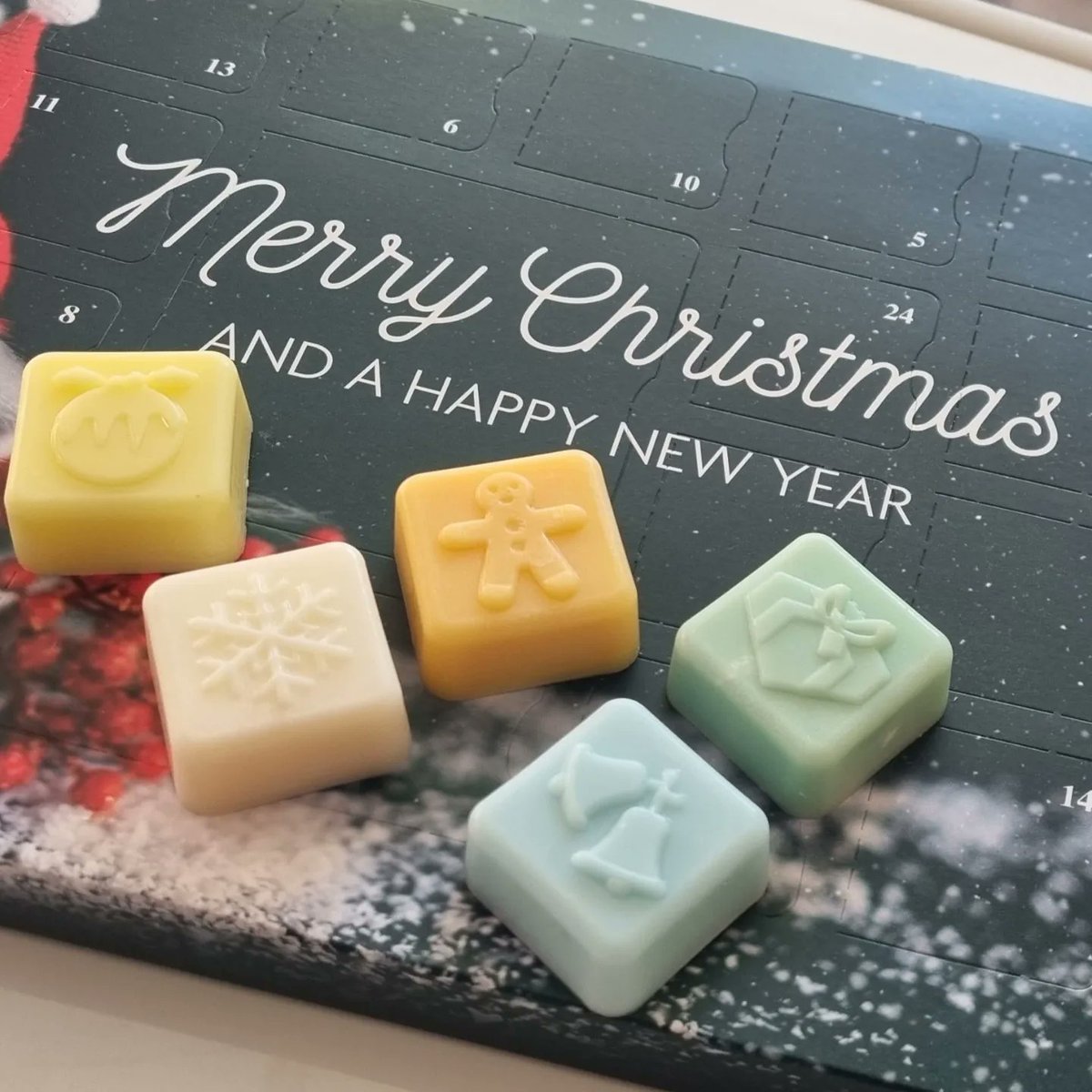 My Wax Melt Advent Calendars are available in store <a href="/FabricationYO1/">Fabrication Crafts</a> they can also be bought via their website and posted out too 😍 

shop.fabric-ation.co.uk/en/Gonk-advent…

#SmartSocial #SBS #WaxMeltAdventCalendar #ShopSmall #AdventCalendar #QueenOf