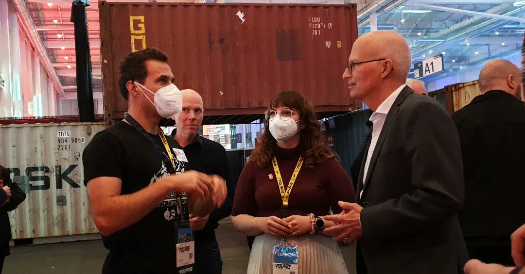 Gamecity Hamburg (@gamecityhamburg) on Twitter photo Today, <a href="/TschenPe/">Peter Tschentscher</a> visited our booth <a href="/PolarisCon_/">POLARIS Convention</a> and had a chat with some of our developers. Thanks for stopping by!
#PolarisCon #GameDevs #IndieDevs Today, <a href="/TschenPe/">Peter Tschentscher</a> visited our booth <a href="/PolarisCon_/">POLARIS Convention</a> and had a chat with some of our developers. Thanks for stopping by!
#PolarisCon #GameDevs #IndieDevs