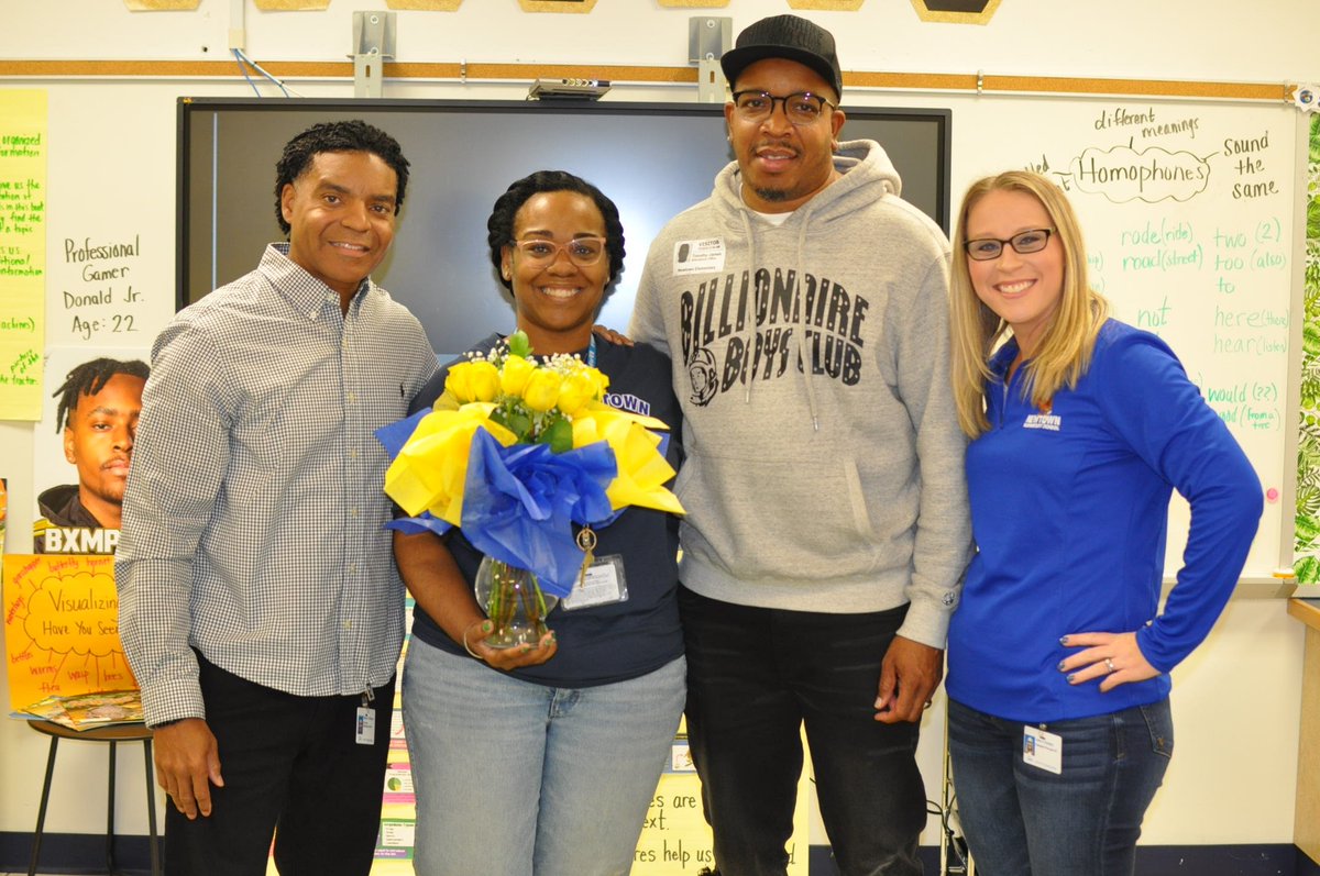 Congratulations to Newtown Elementary School's 2024 Teacher of the Year, Dr. Liquita James. Thank you so much for your dedication to Newtown and all you do for our students and staff! @MikelleWilliam5 @Newtown_E
