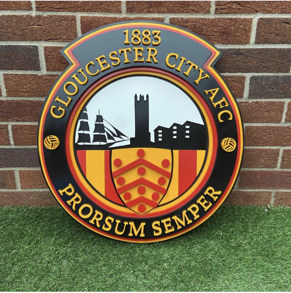 beatondesigns's tweet photo. Cracking win today @GCAFCofficial
Making the city proud
#gloucester #gloucestercityafc #tigers #meadowpark #gloucesterrugby #gloucesterdocks #gloucestercathedral #rugbylife #hometown #cider #kingsholm #bedroomdesign #rugby #home #scrollsawing #scrollart #scrollsawartist https://t.co/UzQNAlnwgZ