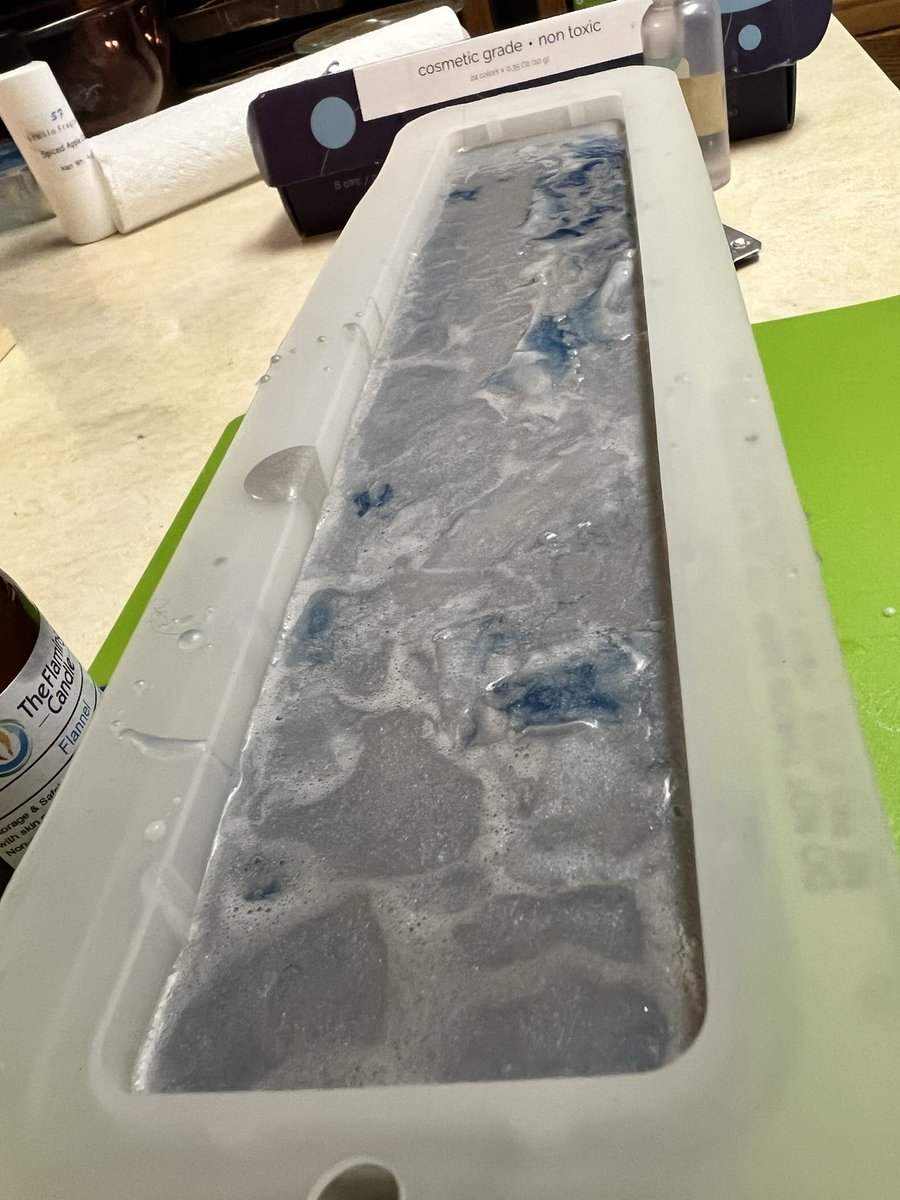 RoadQueen1967's tweet photo. Got a chunky mens bar setting up, “Flannel” is the scent! Can’t wait to cut into this beauty! #pdsoapsnsuds #gotsoap #mensbar #flannelsoap #handcrafted #smallbusiness https://t.co/l8r4XFg9ES