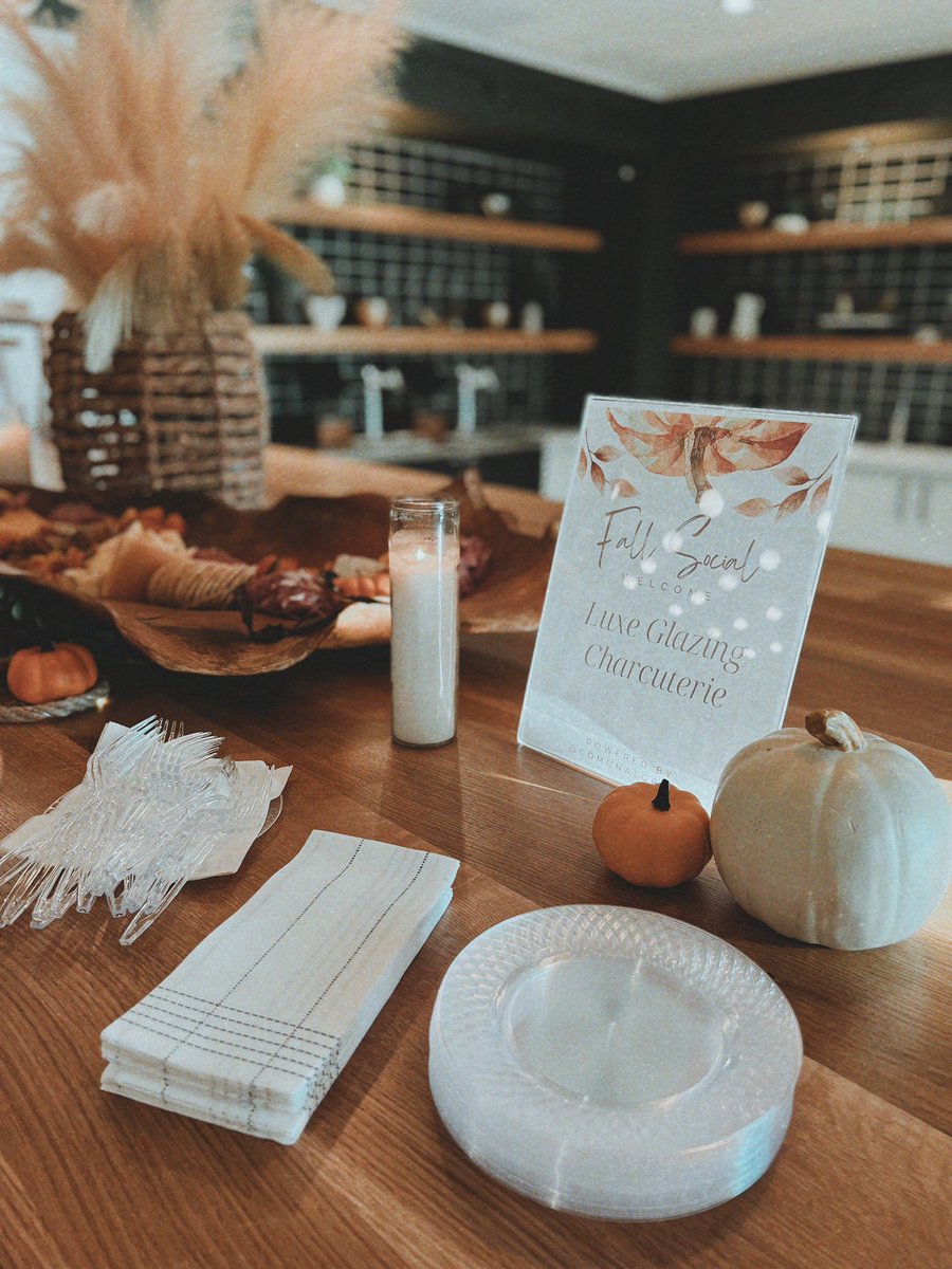 Join our team! We’re hiring for seasonal Events + Marketing Coordinators. #Atlanta #FortLauderdale #Miami