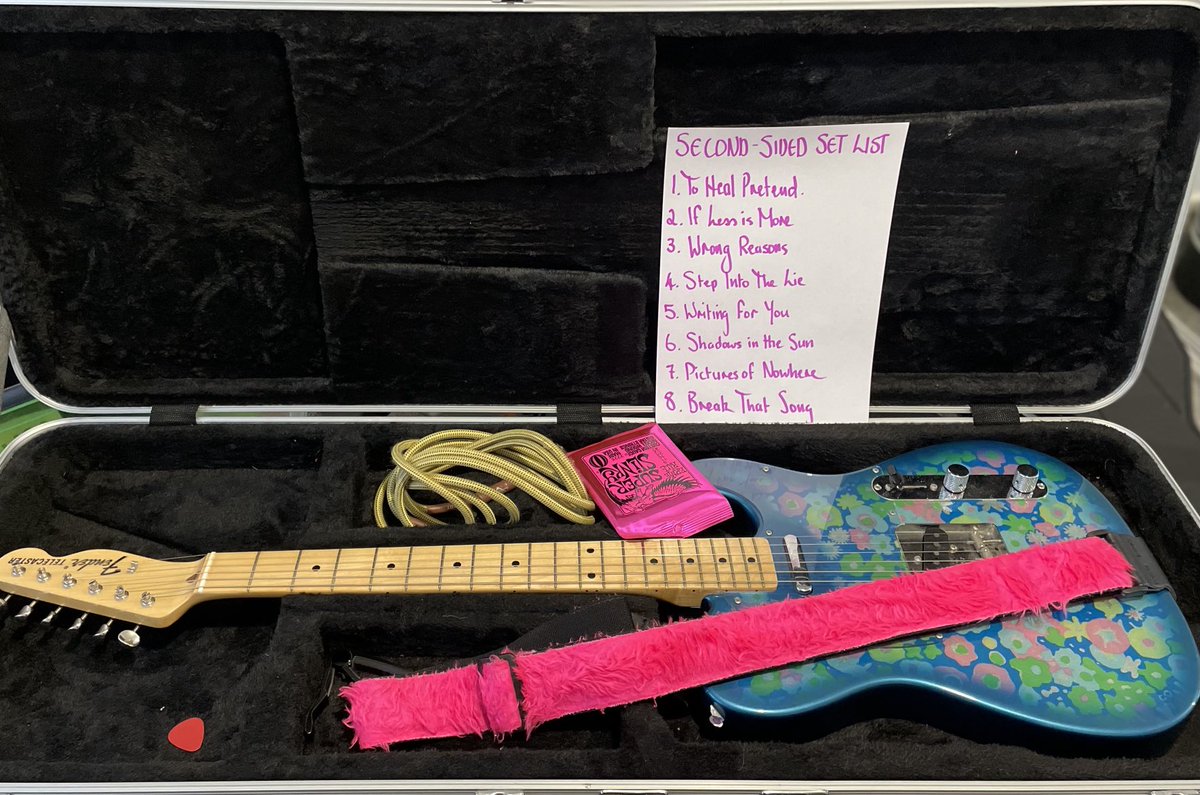 Gig night…😬🎤🎸x