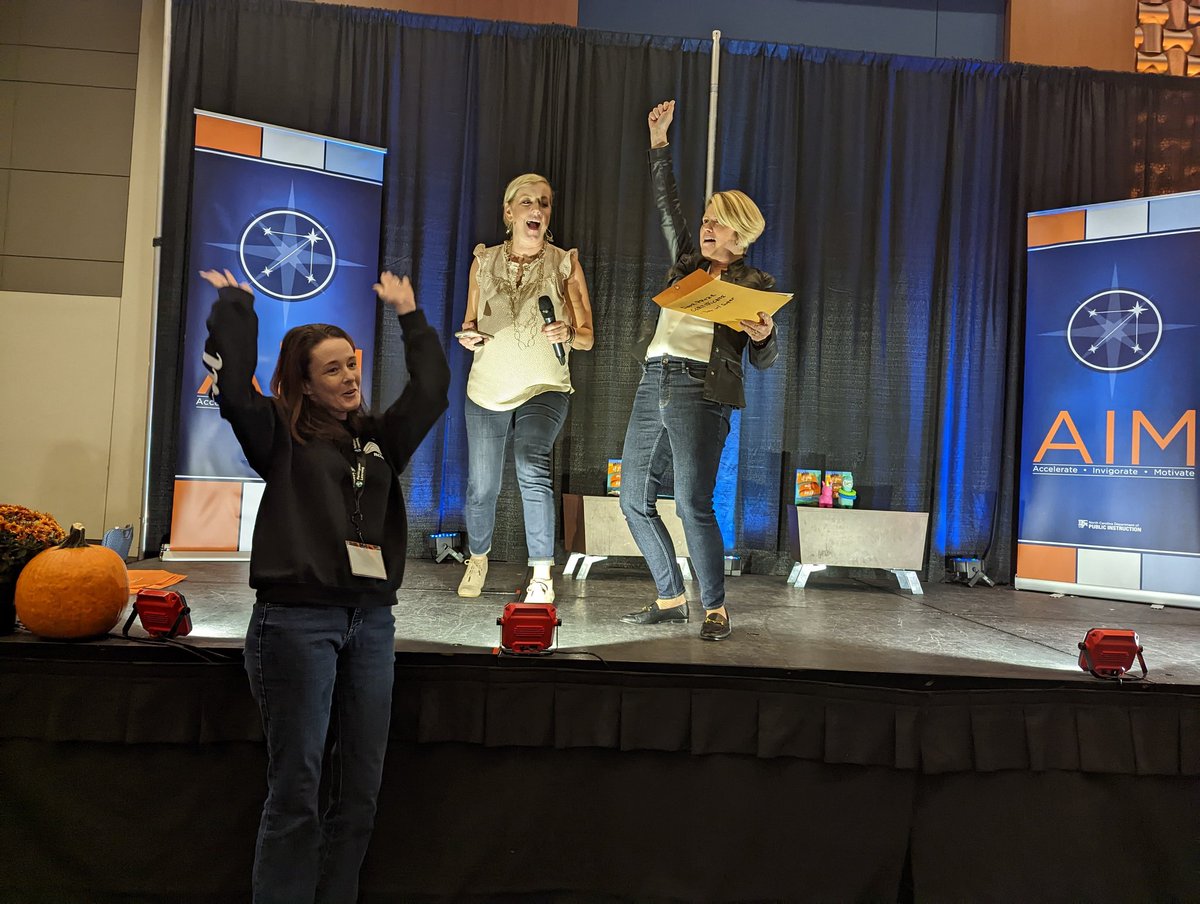 scibri's tweet photo. Great closing Keynote activities at the @AIM_NCDPI AIM-Azing Teacher Conference #aim22 @NCstoriED #nced @aplusedtech @amy21bennett @howIteachHS @twinologist https://t.co/t21JzgBhGL
