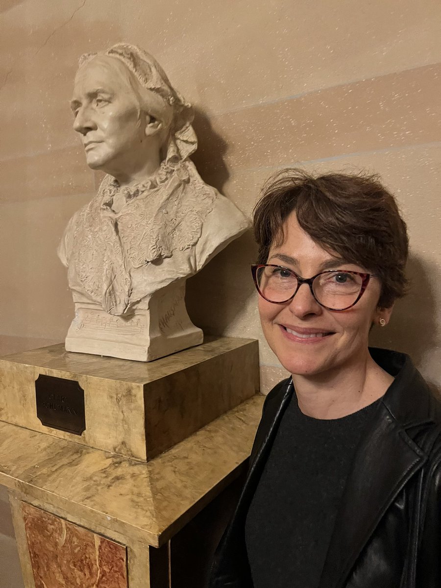 Laura Jackson tweet media