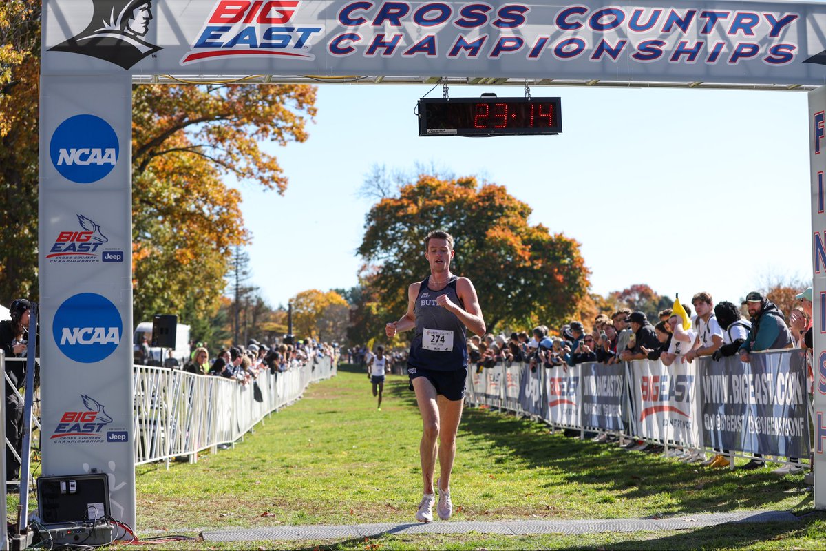 BARRY DID IT FOR <a href="/butlerXCTF/">Butler XC/T&F</a>‼️

Congratulations to Barry Keane, the BIG EAST Men’s Cross Country Individual Champion! 

#BIGEASTxc 🏆🐶