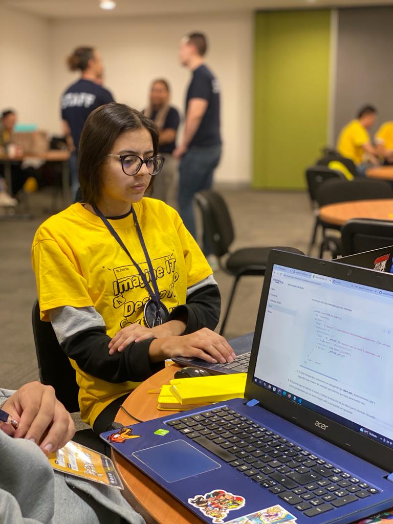 KonectaColombia's tweet photo. Empezamos la cuarta versión del #HackDayKonecta, un encuentro que busca crear una comunidad de jóvenes que puedan generar aportes de valor a nuestros proyectos de software. @UdeA @FIngenieriaUdeA @TalentoDigCol #SoyMisionTic https://t.co/lHaKNr7NQl