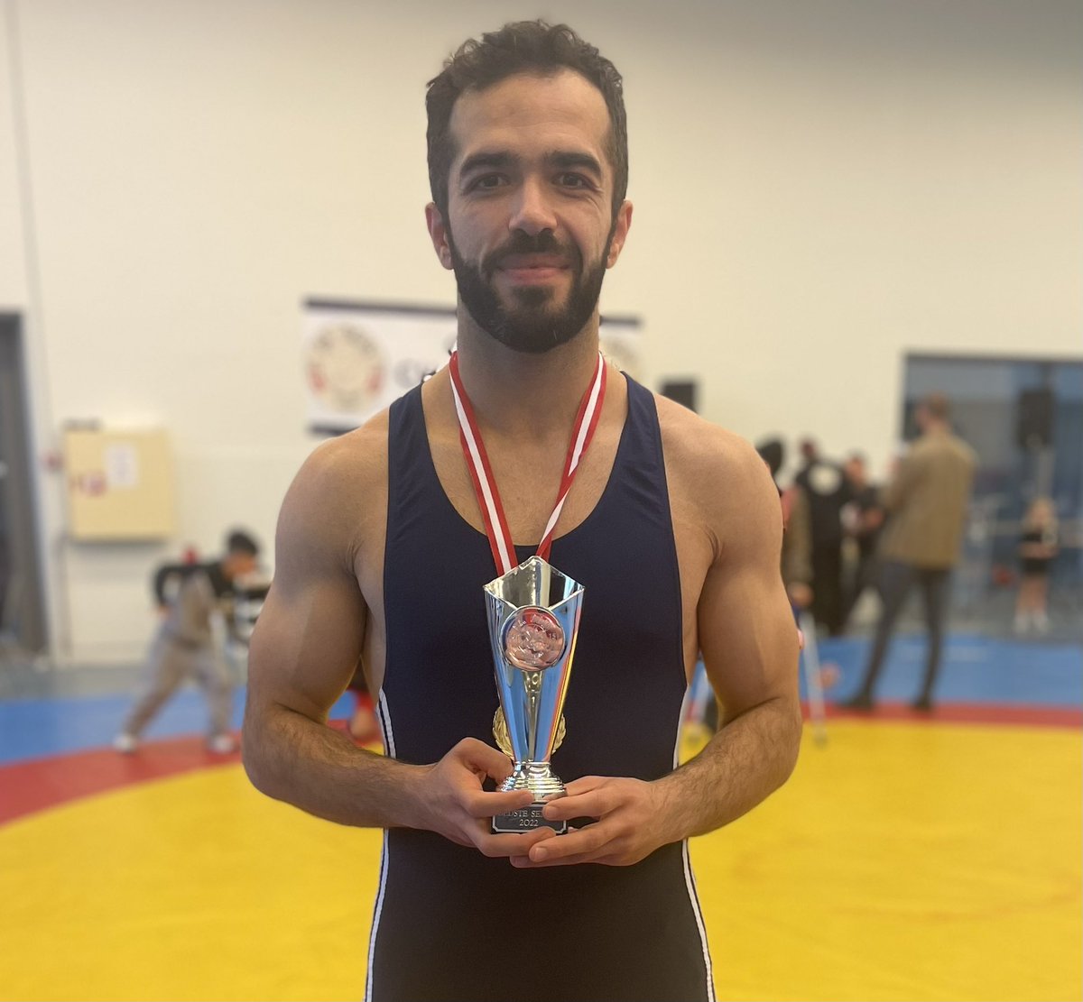 Ehsanfaizzad's tweet photo. Det begynder at ligne noget med det der brydning, jeg begyndte til for et år siden. I dag deltog jeg ved Odin Challenge i Odense. 4 kampe, 4 sejre, guld og “bedste bryder-pokal”. Jeg kan varmt anbefale denne fantastiske sport  til børn, unge og voksne af begge køn. https://t.co/vYGjHGnVz0