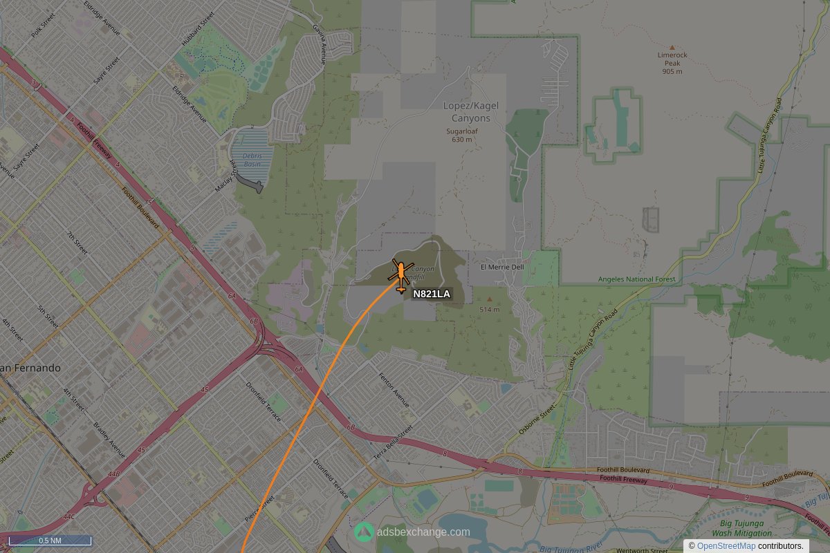 ffoverhead's tweet photo. LA County Fire aircraft #N821LA (H60) was seen near Lake View Terrace, Los Angeles, CA around 16:41 UTC squawking 1206 https://t.co/tbprxgXoTB #LACoFire https://t.co/yWriAhDYwj