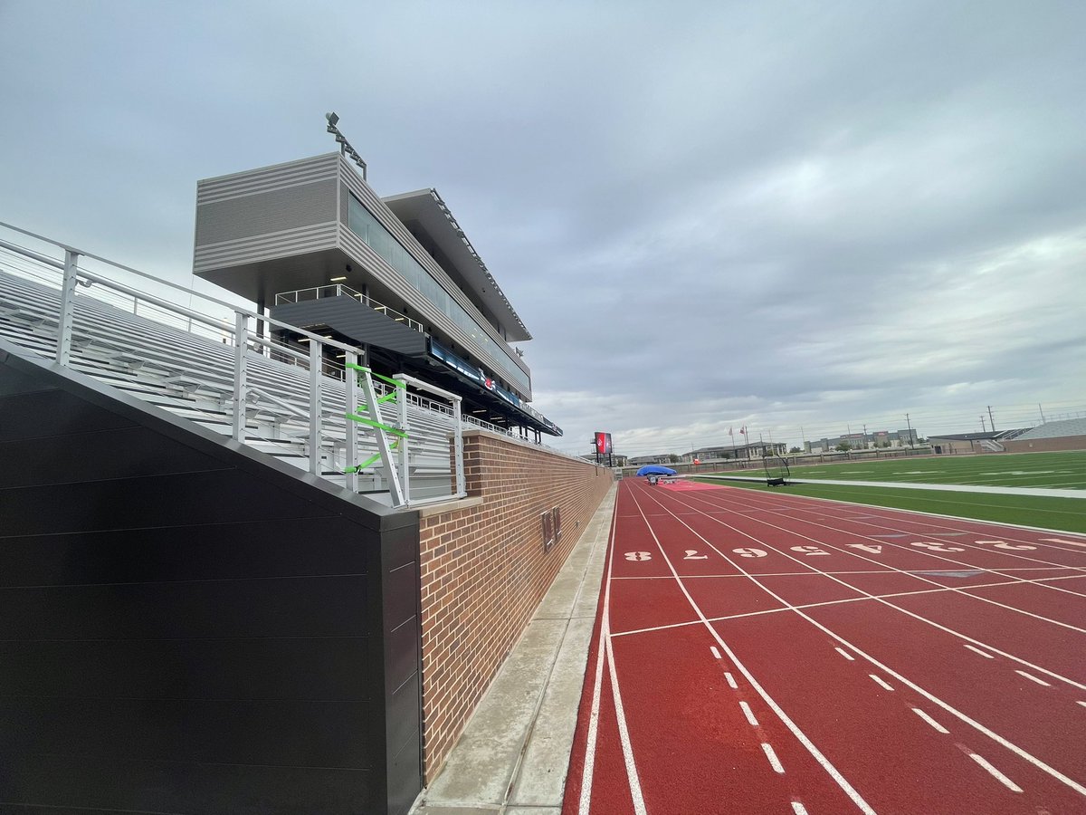 McWilliamsMike1's tweet image. The new Carrico Stadium is an awesome facility named after an educational GIANT! We were honored to attend the official dedication of this amazing place!
@dentonisd 
@braswellhs 
@CSOSUAVE17