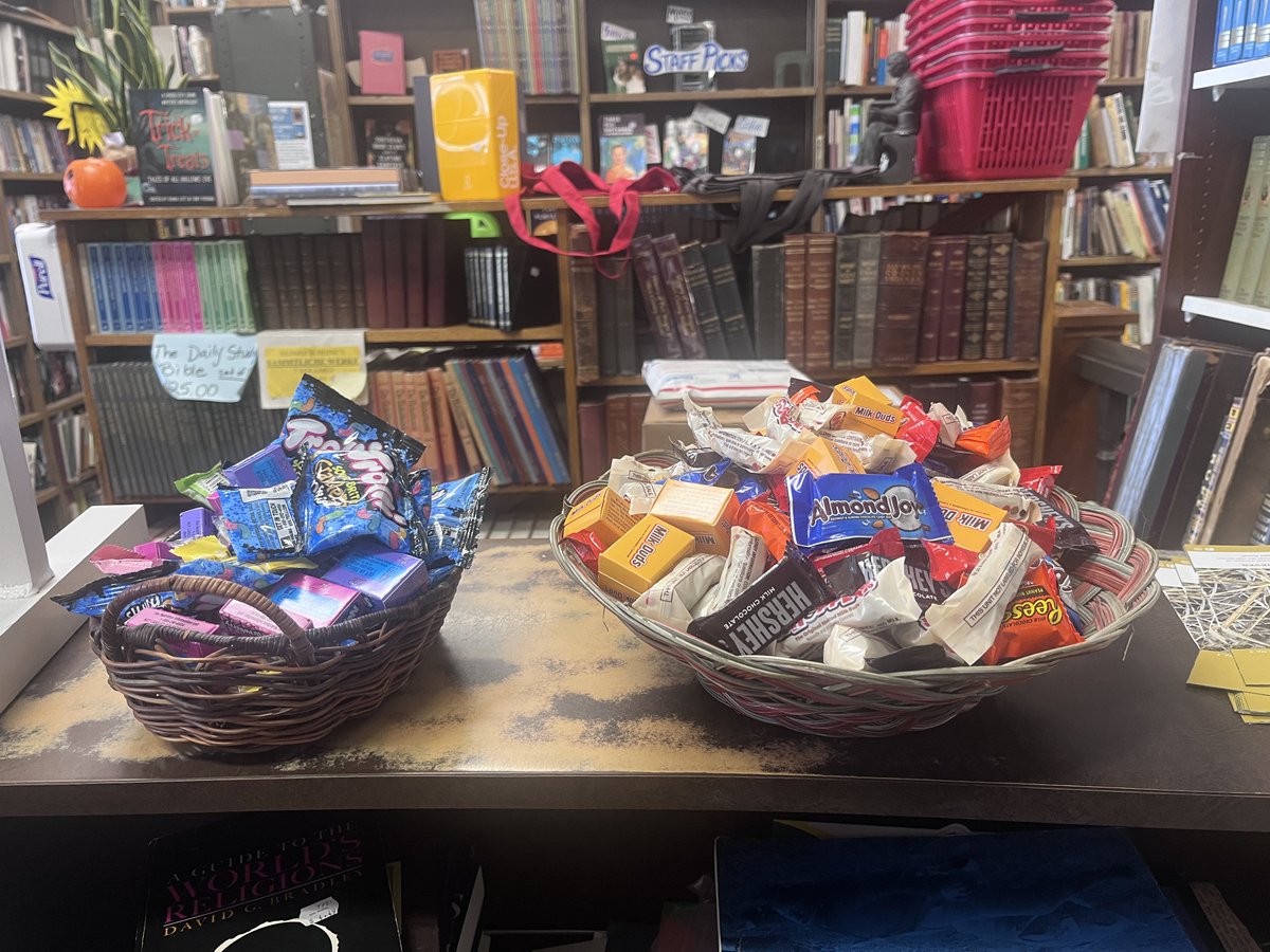 Hyde Brothers Books tweet media