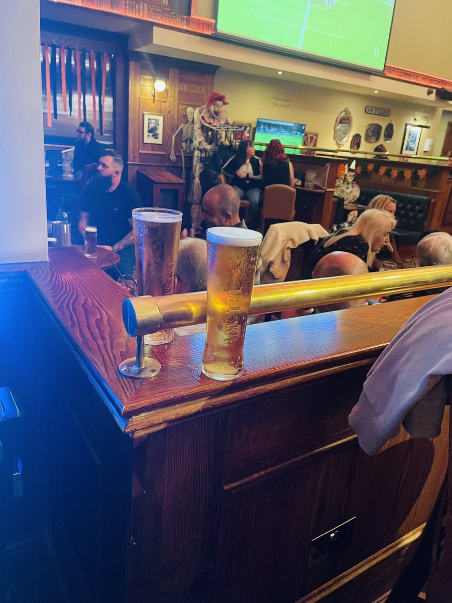 <a href="/HogarthsSwansea/">Hogarths Swansea</a> with <a href="/OwenJenson/">Jenson Owen</a>  2 pints of Amstel £5.70 👍