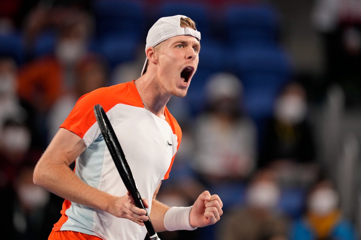 Why not some more Canadian 🎾 excellence? 🤷‍♂️ @denis_shapo is off to the final in @ErsteBankOpen after taking down Borna Coric 🇭🇷 7-6 (4), 6-0 🔥 Two Canadians will play in an @ATPTour final tomorrow with @felixtennis advancing to the final at the #SwissIndoorsBasel 🇨🇦‼️