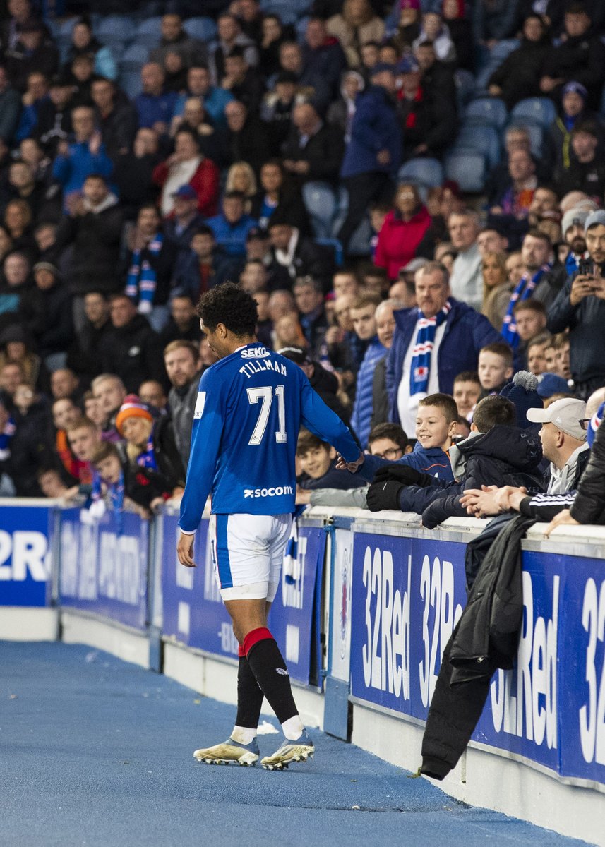 RangersFC's tweet photo. 🤜🤛 https://t.co/BlWFStqA1q