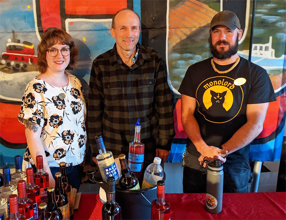 So lovely to see our fellow Maine distillers and customers, old and new, at the Harvest on the Harbor event last night.   Courtney, Keith and Scott had a fun time too.

#madeinmaine #mainemade #mainelife #visitmaine #visitportland #gin #drinklocal #makeminefrommaine