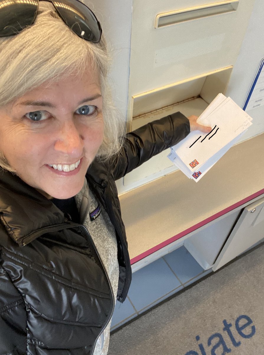 kathnash49's tweet photo. Some thoughts about the importance of voting going to NY and TX #TheBigSend ⁦@votefwd⁩ #vote #MyVoteIsMyVoice https://t.co/CS9NxGFb9l
