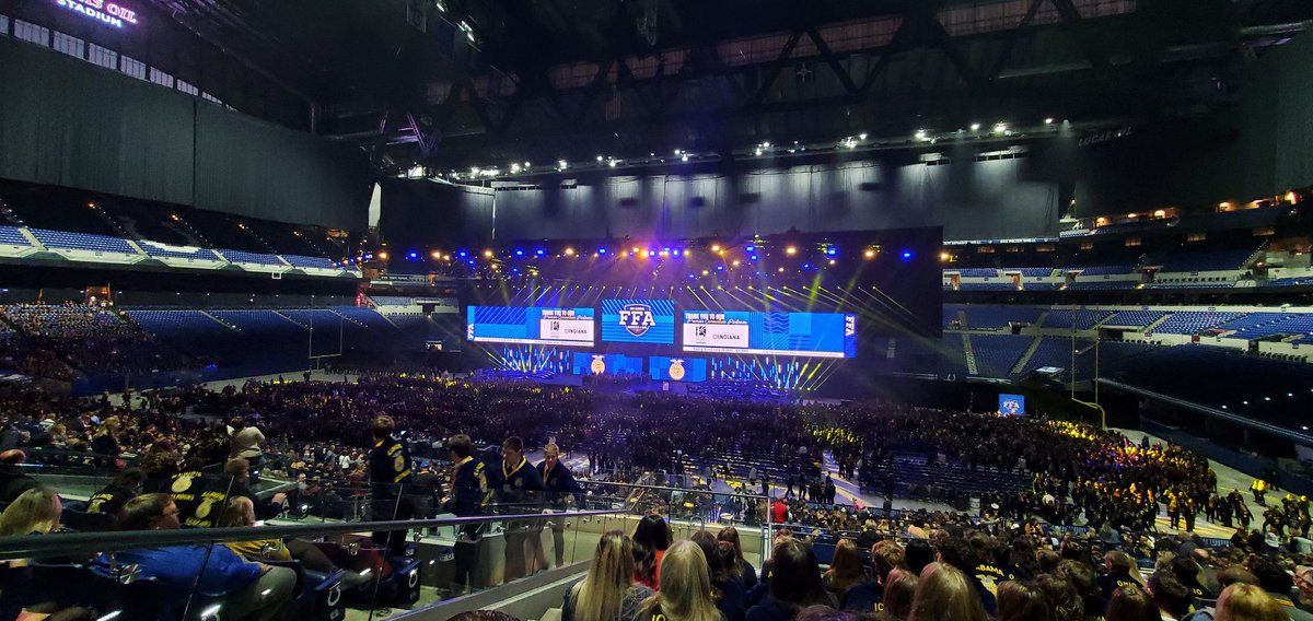 Lauren E. Kachel tweet media