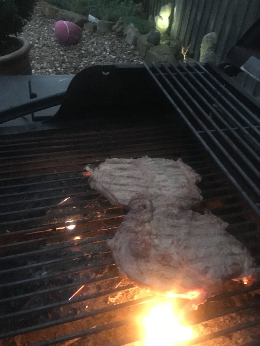 Clocks go back tonight, and still able to BQ a couple of rib eye, crazy weather, love it