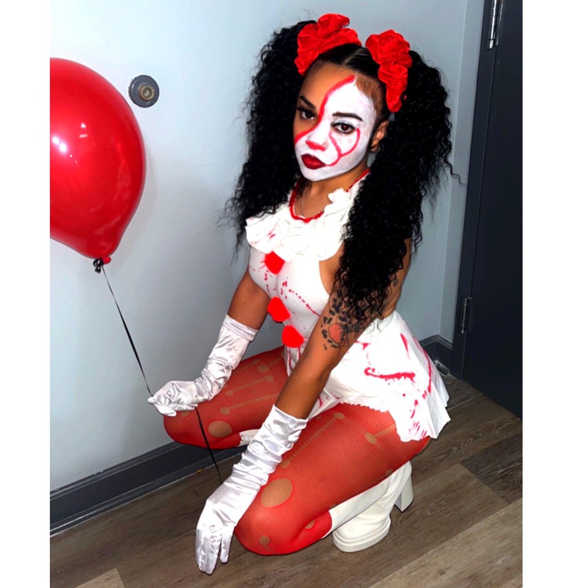 JaiiMoneyyy's tweet photo. life size barbie , but i ain’t nun to play wit 🎈‼️ been IT🎈 https://t.co/NwWftqlqoM