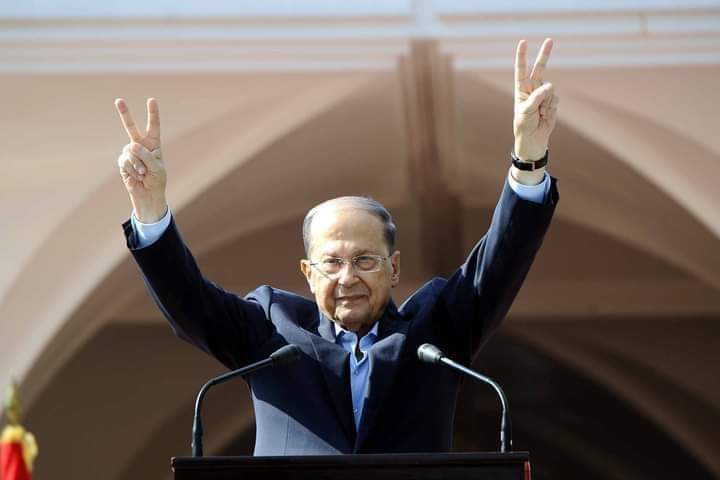 HusseinSamra10's tweet photo. How it Started             How it Ended
#عهد_الوهم_والفساد_انتهى https://t.co/3odxTLnqIP