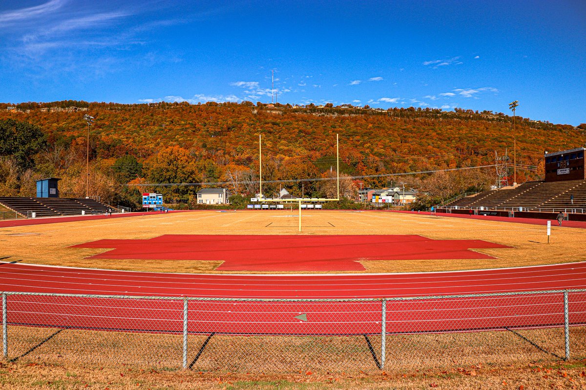CoachRLay's tweet photo. Yesterday was “let’s go outside and take pretty pictures with fall foliage” for photography club. Needless to say we all had fun and got some creative and interesting shots…coach included 😁 https://t.co/Rys1G3Ep1I