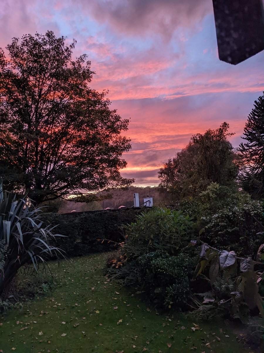 The sky here tonight is fantastic