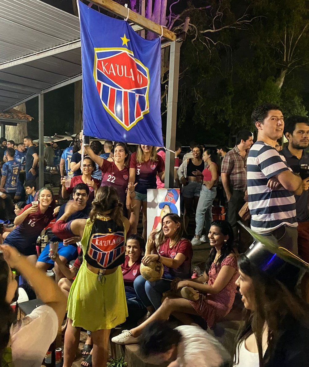 <a href="/belenchu_sv/">Belen Sanabria Villasanti</a> <a href="/KauLatita/">Ka'u La(θ) FC</a> Postales de la noche más linda para cerrar el torneo con el mejor equipo de amigas que ha existido ❤️💯 GRANDE BELENCHU 😍✨