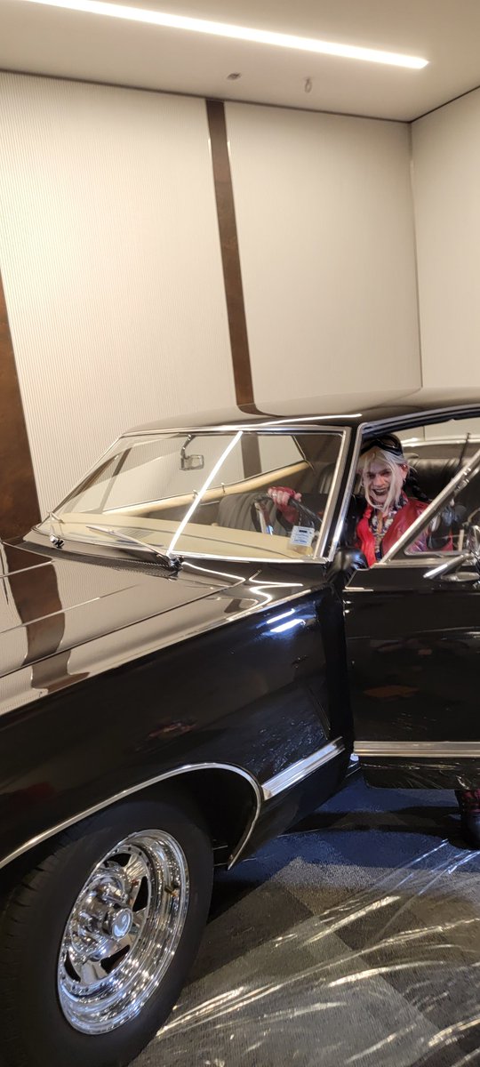 SupergirlofArgo's tweet image. Omg.......all leather seats! 🥰 #halcon2022 #Supernatural