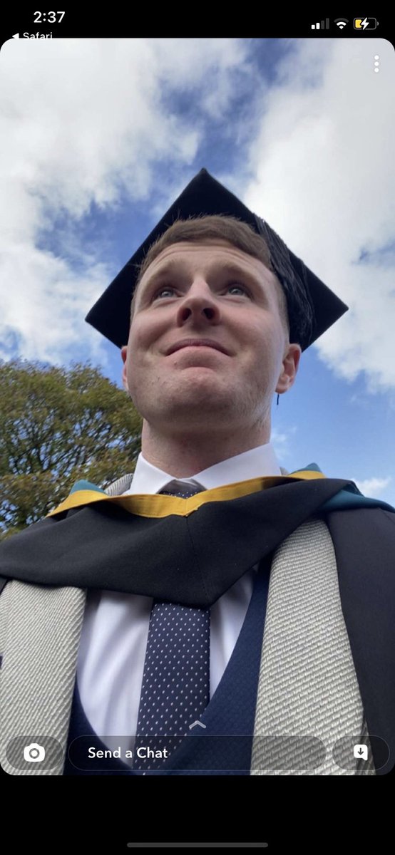 KillianHayde1's tweet photo. MASSIVE CONGRATS TO MY GUY @OConnellCian 7 YEARS OF COLLEGE AND A SOLID DEGREE SUPER PROUD FROM MYSELF,@DaithiB87 @goldenstapo @GoldenKilfeacle @HasbullaHive https://t.co/7VwsjBWP3W