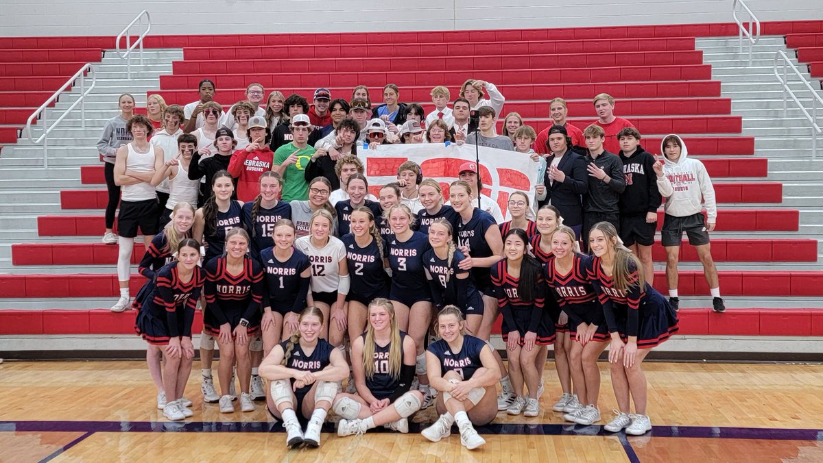 NHS_Titans's tweet photo. @NorrisTitanVB punched their ticket to state! Congrats #NorrisTitans on your District B-3 Championship! 🏆 🔴🏐🔵 https://t.co/r8na6xiWHj