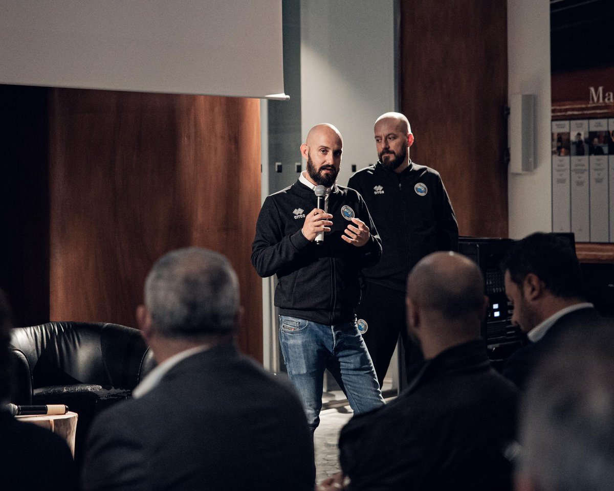 "Siamo felici di far parte di questa storia, grazie Vanoli Basket Cremona e Consorzio Sistema Basket. Grande opportunità per innovare, sviluppare relazioni e business!"

- Amir Topalovic, CEO @ AISMA 

🏀🧠👥💬 bit.ly/3sJSpcA