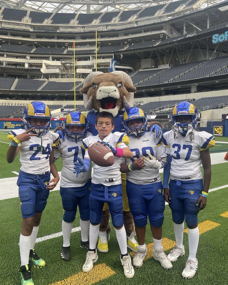 Would take a flag for unsportsmanlike conduct any day of the week for these kiddos 💙💛 Congrats to the 10u and 12u Pop Warner Super Bowl Champs! #RamsHouse