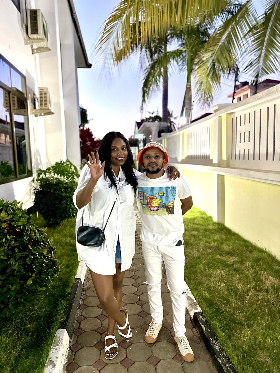 OtchuCinco's tweet photo. Celebrating love and good energy today… cc: @CarolNdosi 🔥🔥 https://t.co/rhLSll9GqO