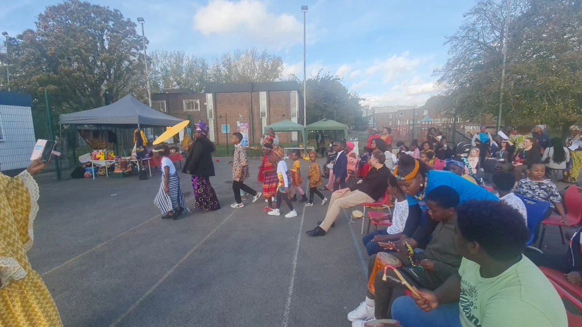 Divine Buzz (@divinelybuzz) on Twitter photo What a fantastic day we had celebrating Black History Month. Getting together to eat and celebrate our black heroes. Thank you @PeabodyLDN <a href="/OluBabatola/">Olu Babatola</a> <a href="/kelly_ibrahim/">Kelly-Ann Ibrahim (She/Her)</a> <a href="/averil_lekau/">Averil Lekau</a> <a href="/bigredbusclub/">Big Red Bus Club</a> <a href="/CAFCTrust/">Charlton Athletic Community Trust</a> for your support. #BlackHistoryMonth #communityempowerment #blackheroes What a fantastic day we had celebrating Black History Month. Getting together to eat and celebrate our black heroes. Thank you @PeabodyLDN <a href="/OluBabatola/">Olu Babatola</a> <a href="/kelly_ibrahim/">Kelly-Ann Ibrahim (She/Her)</a> <a href="/averil_lekau/">Averil Lekau</a> <a href="/bigredbusclub/">Big Red Bus Club</a> <a href="/CAFCTrust/">Charlton Athletic Community Trust</a> for your support. #BlackHistoryMonth #communityempowerment #blackheroes