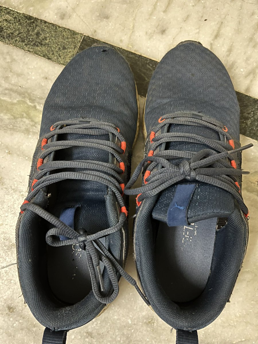 2007Naveen's tweet photo. @PUMA @pumaindia purchased a pair of shoe and within six months it got ripped, visited the showroom to exchange it but manager told that puma has 03 month’s warranty. What kind of quality is puma providing ? Didn’t expect such a worst quality from a well reputed brand like puma. https://t.co/cvdbrRp6lJ