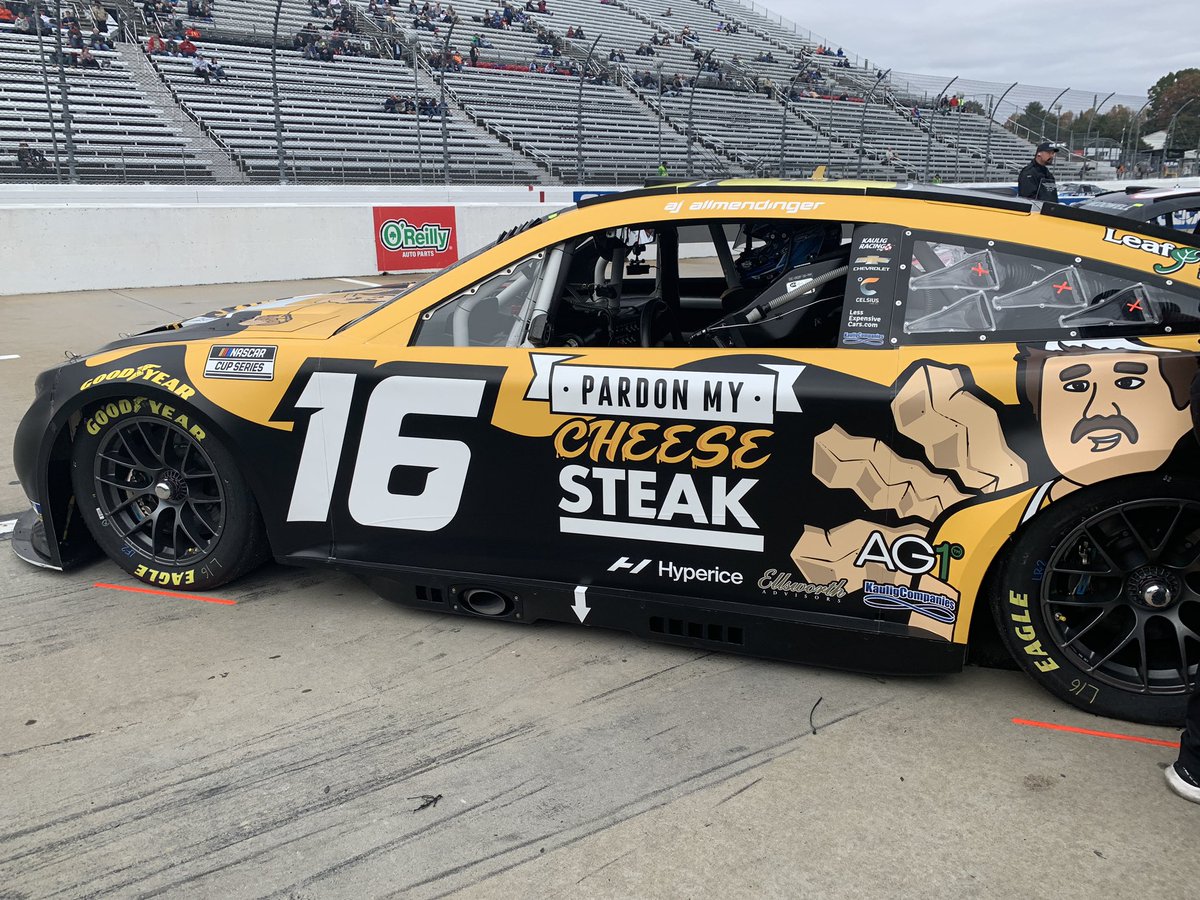 XfinityRacing tweet picture