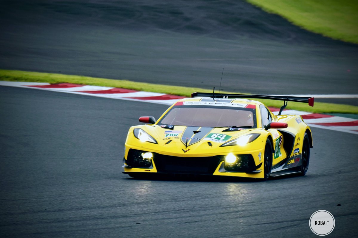 917kji's tweet photo. WEC富士🗻🇫🇷🇯🇵🏎️

Corvette 第10段🛞
#CorvetteC8R 🏁
ミッドシップになったけどAmerican🇺🇸な雰囲気を何となく感じさせるデザインは流石です🙆👏👏👏

#WECjp(@FIAWEC)
#6HFuji(@fiawec_fuji)
#富士スピードウェイ(@fswpress)
#GTEpro
#CorvetteRacing(@CorvetteRacing) https://t.co/04tts8zkjU