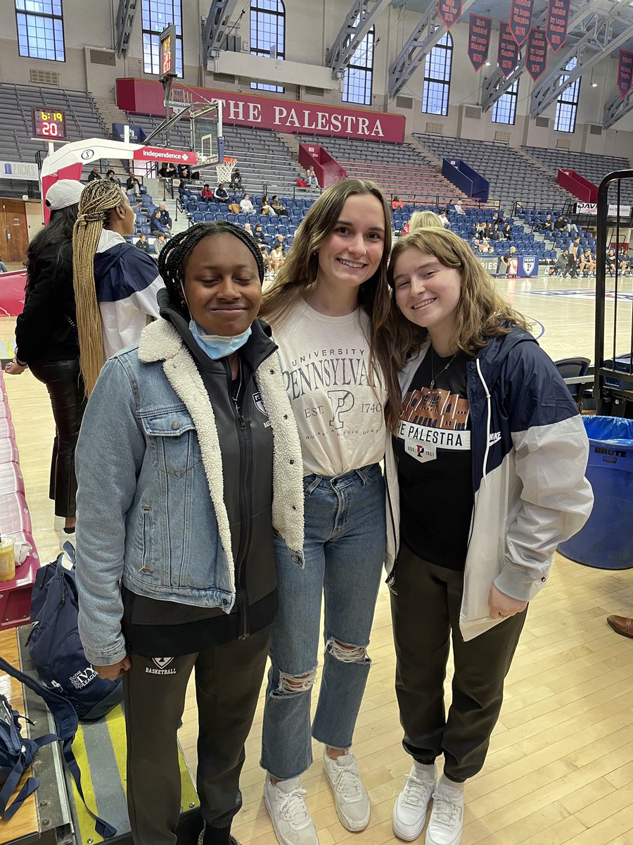 pwbbmanagers's tweet photo. Cheesing almost too hard after having Emily back at the Pal! #managerszn https://t.co/oBH5a14qtp