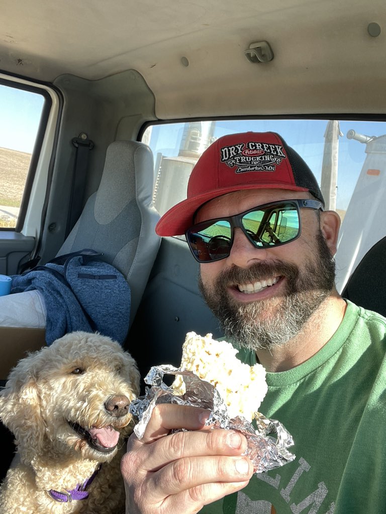 clintchaffer's tweet photo. Thanks for lunch and the awesome #cabsnacks!! Finlee is a great cook! 😁 https://t.co/SeVAh2SoFL
