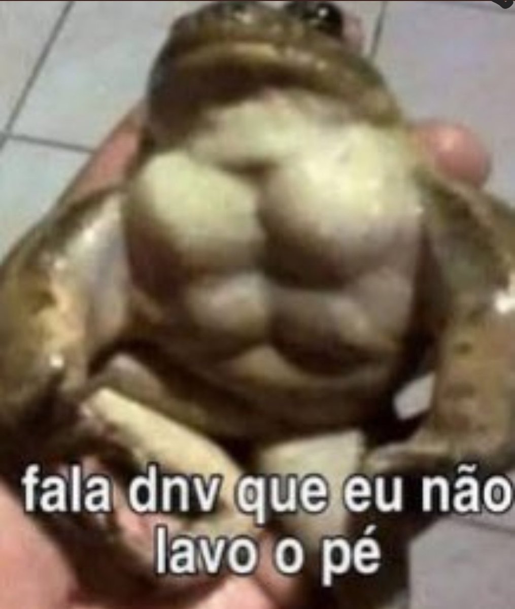 PergReflexiva's tweet image. Quem disse que eu não lavo o pé porra? 😡